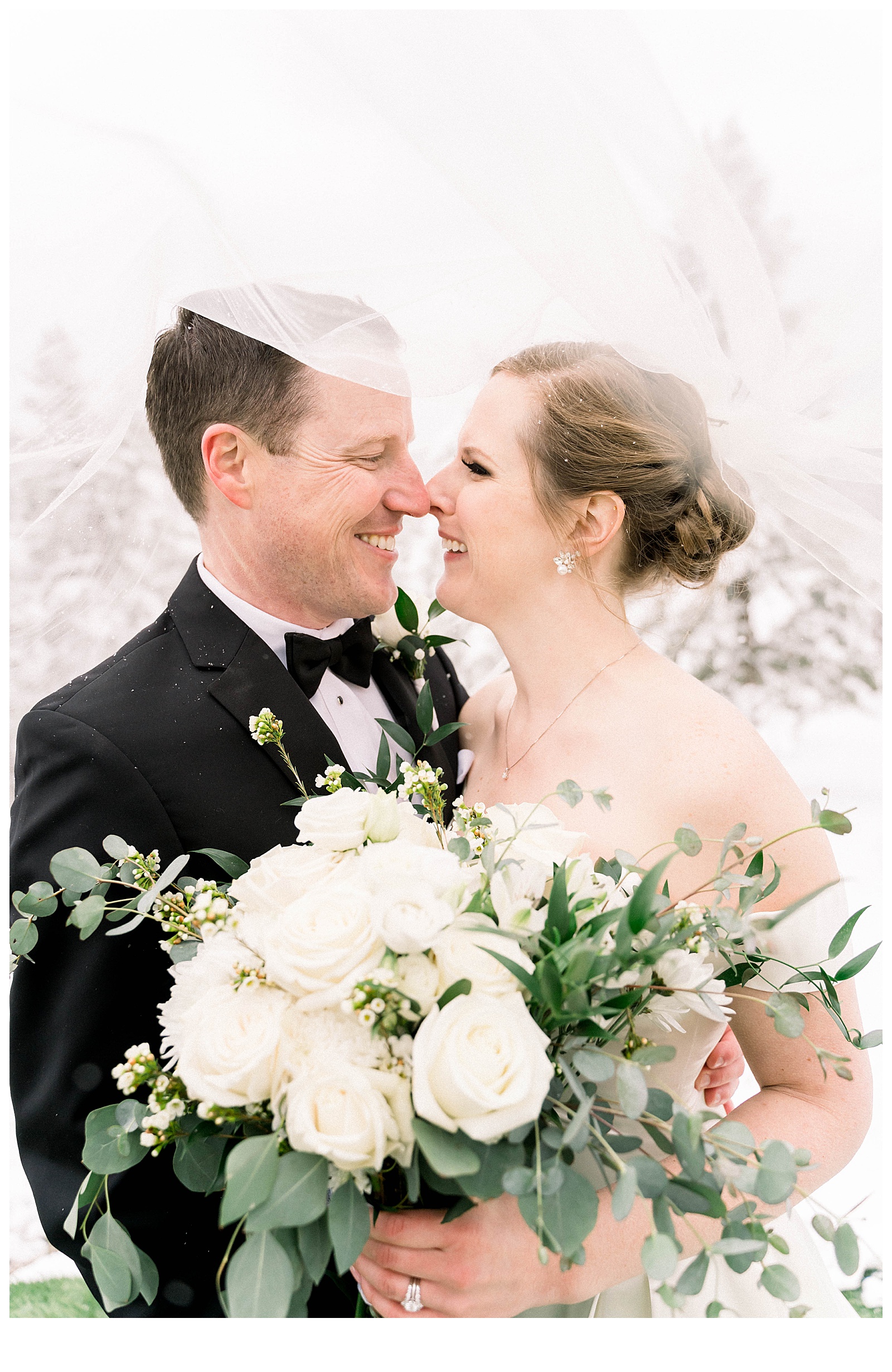 bride and groom-wedding photographer in Colorado